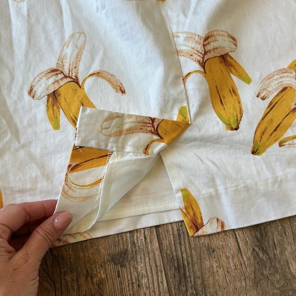 Corly banana pencil skirt size 4 - Picture 4 of 6